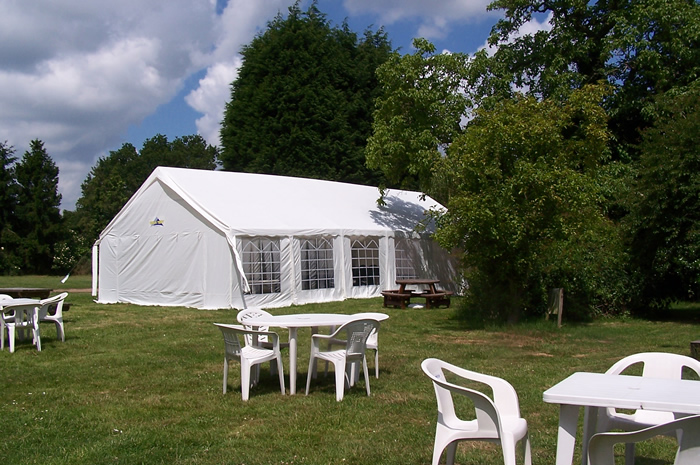 Outdoor Marquee @ The Hurdlemakers Arms
