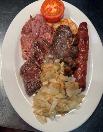 Delicious food at The Hurdlemakers Arms